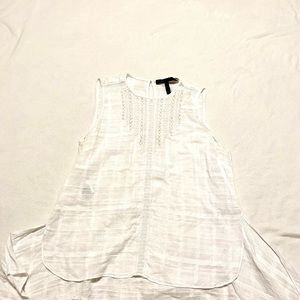Bcbg women’s size medium lace top